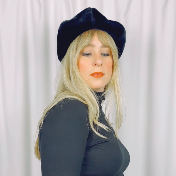 Vintage Faux Fur Winter Beret in Black • Newsboy Cap • Paperboy Hat • Y2K - Picture 3 of 8